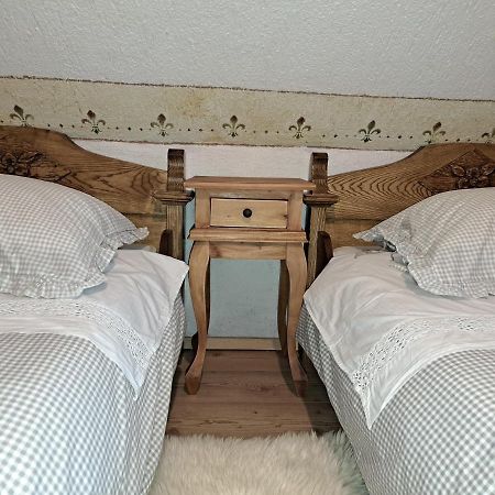 Apartma Alpski Vrt Vojsko Exteriör bild