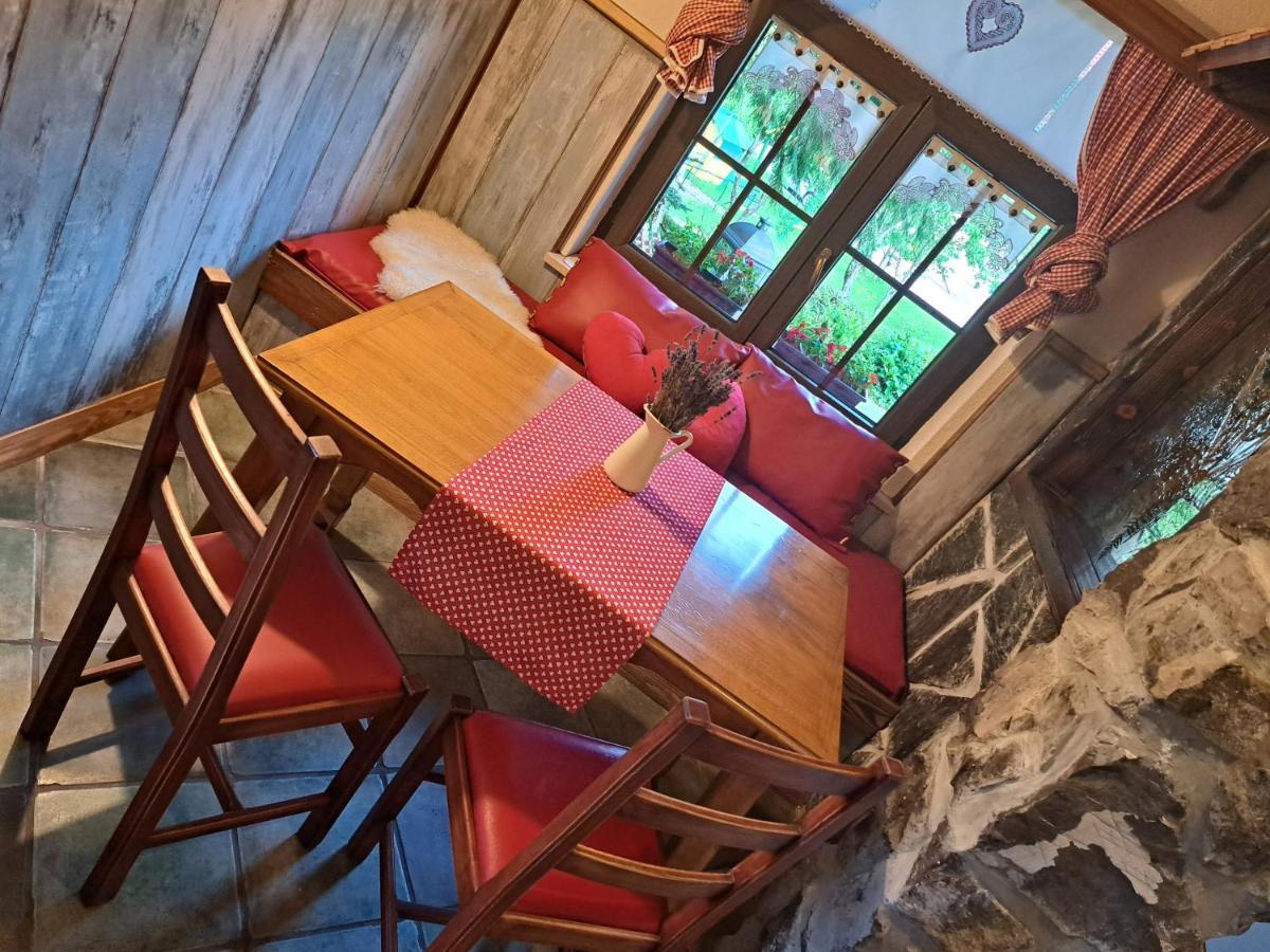 Apartma Alpski Vrt Vojsko Exteriör bild